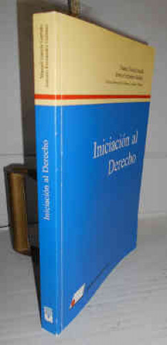 Portada del libro INICIACIÓN AL DERECHO. 8ª edición