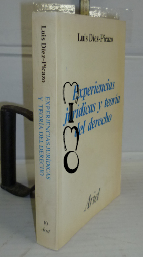 Portada del libro EXPERIENCIAS JURÍDICAS Y TEORÍA DEL DERECHO. 1ª edición en colección
